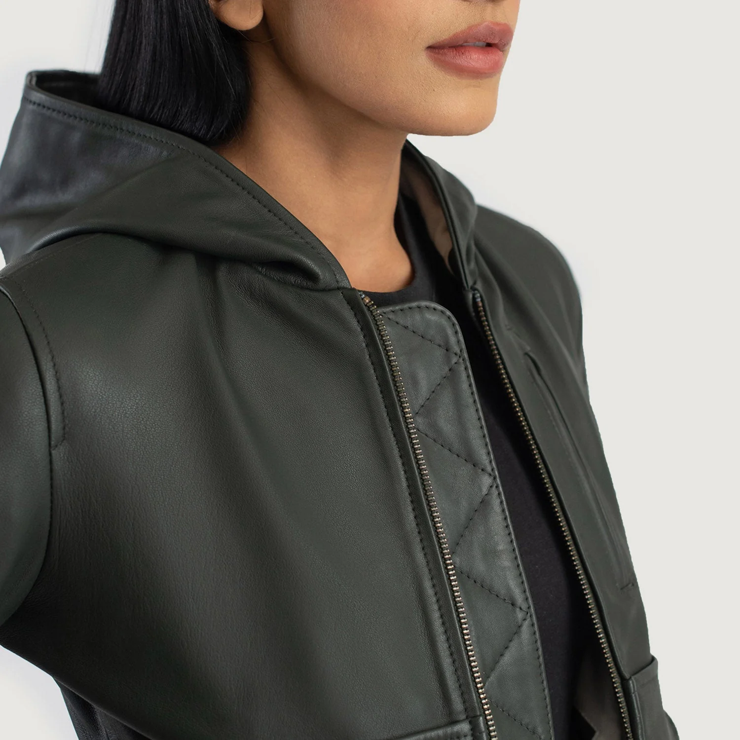 Women_s_Luna_Green_Hooded_Leather_Bomber_Jacket_Close-Up-9_36ee341a-da69-4c9b-9ff7-72e64989c2ab