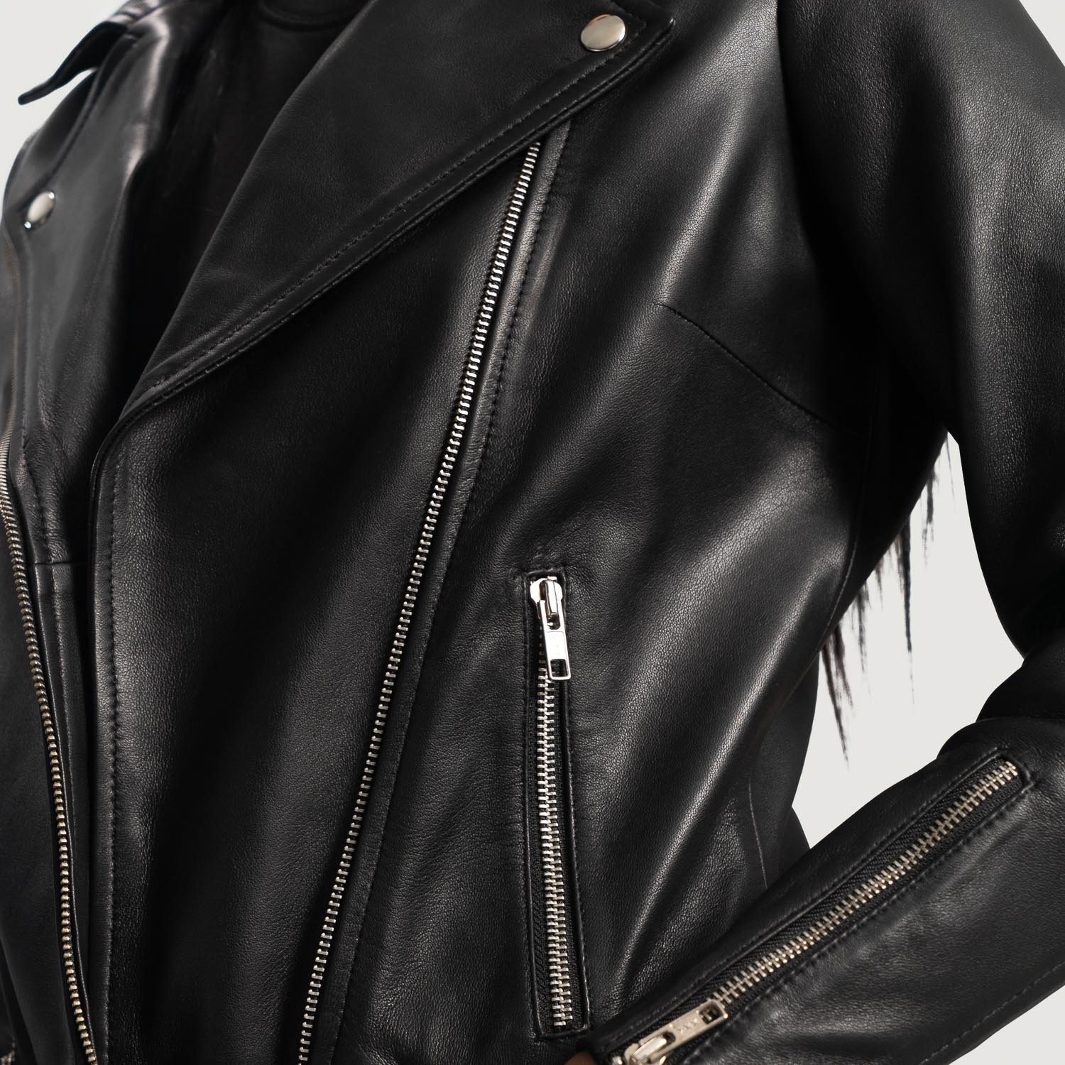 Women_s_Rumy_Black_Leather_Biker_Jacket_Close-Up-9_e24d8798-2c63-4283-a3b5-34651a691903